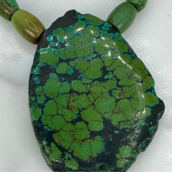Tibetan Turquoise Stone Pendant Necklace Green Stone Beads Sterling Clasp 17” - Picture 3 of 11